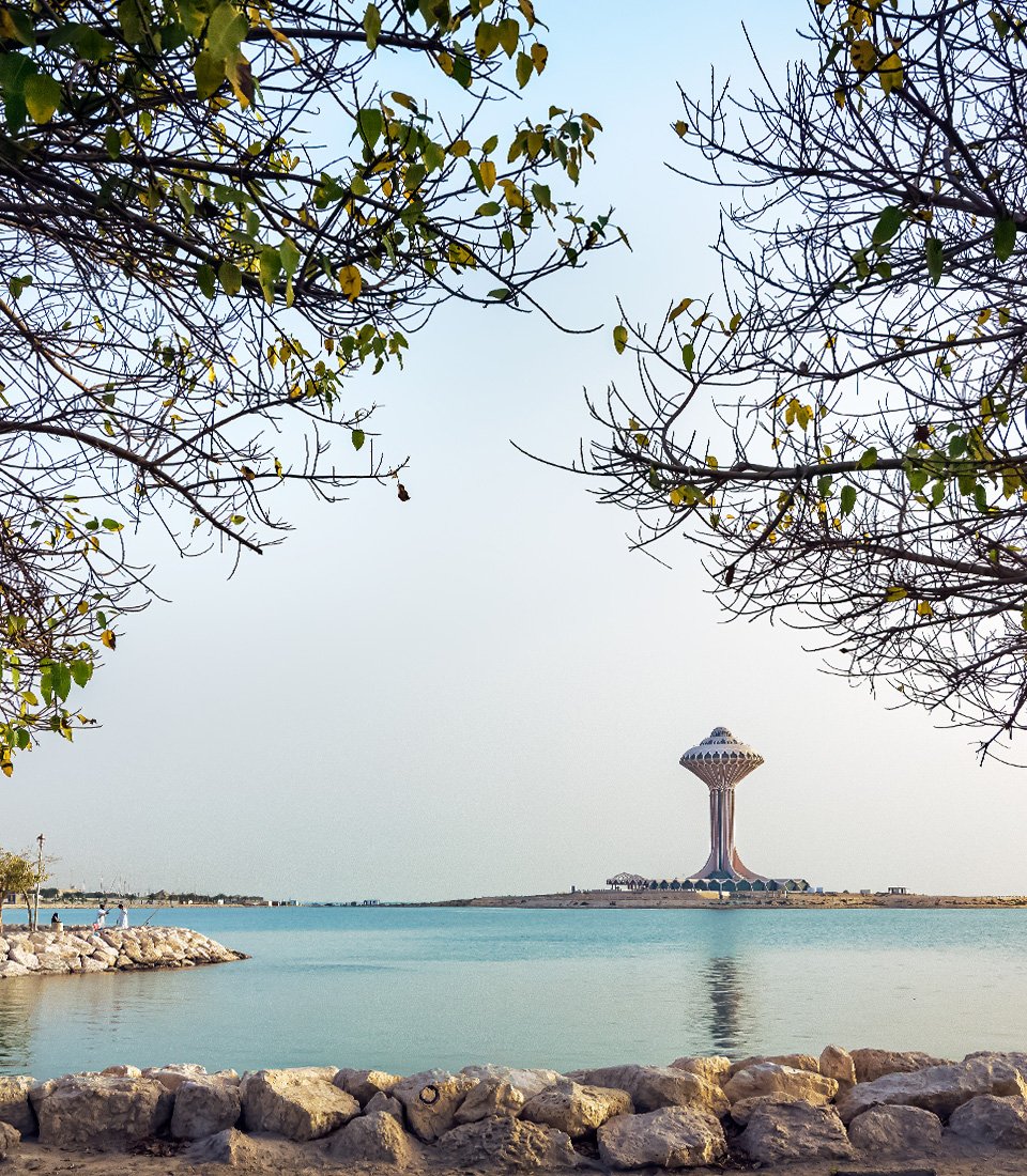 DMM1_DestImg_Corniche-WaterTower_AlKhobar_960x1100px.jpg