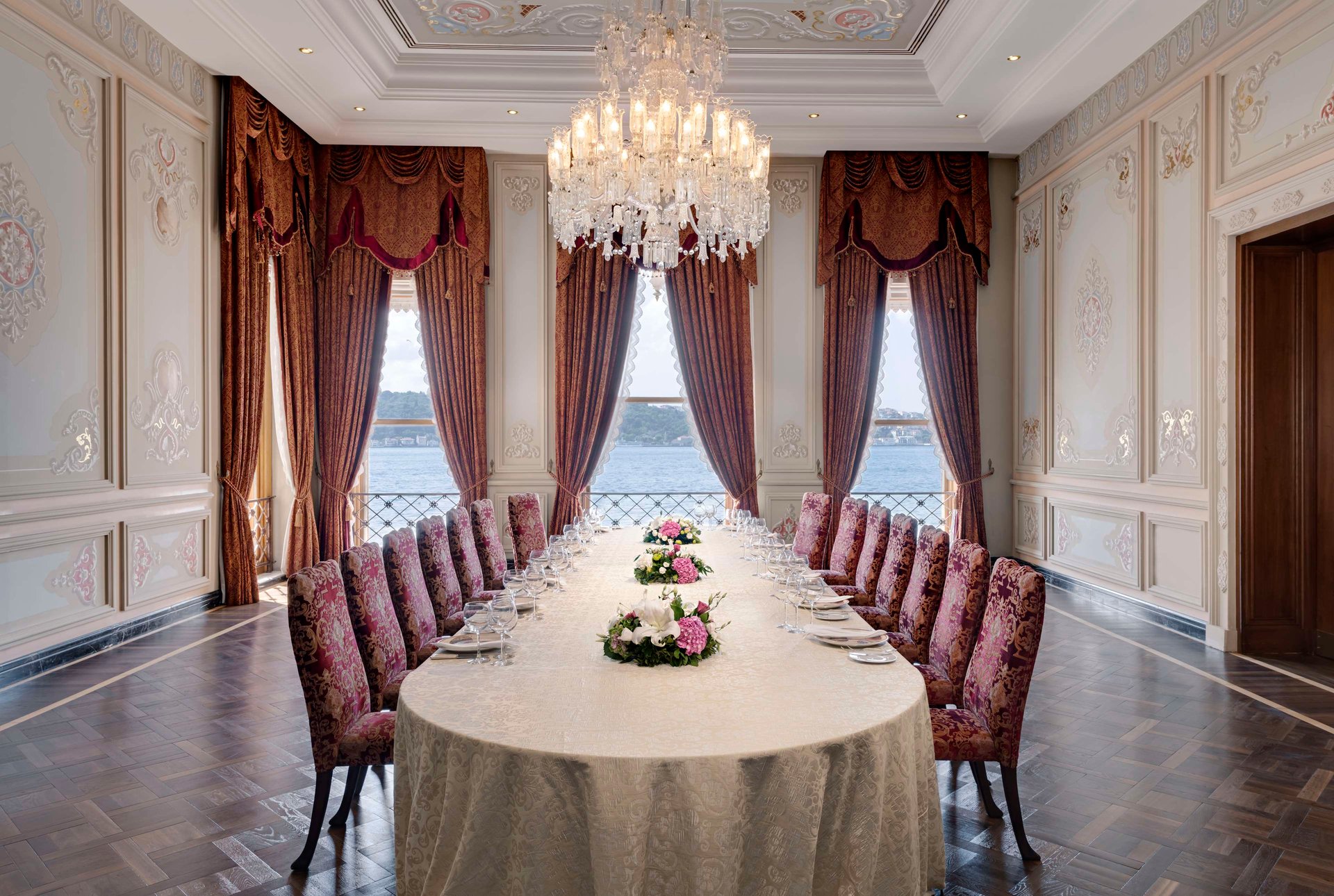 Ciragan Palace Kempinski Istanbul - Meeting room