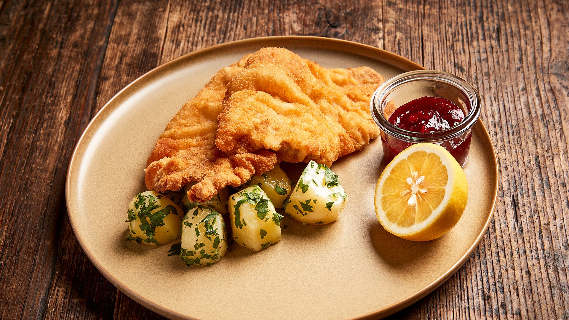 SignatureDishes_Steinberg_Schnitzel_ClaesBechPoulsen_1920x1080px.jpg